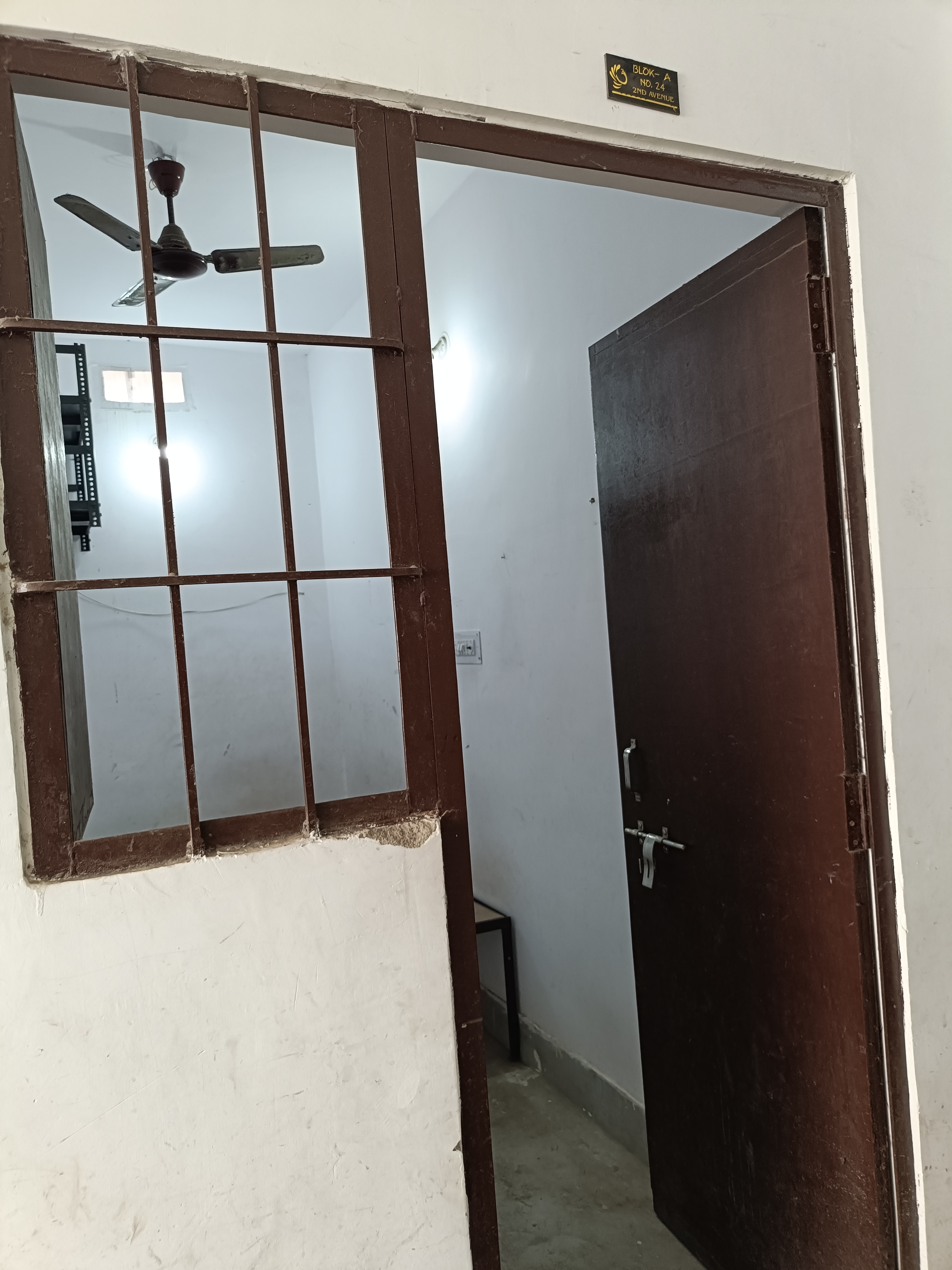Single Room for Boys in korrah chowk